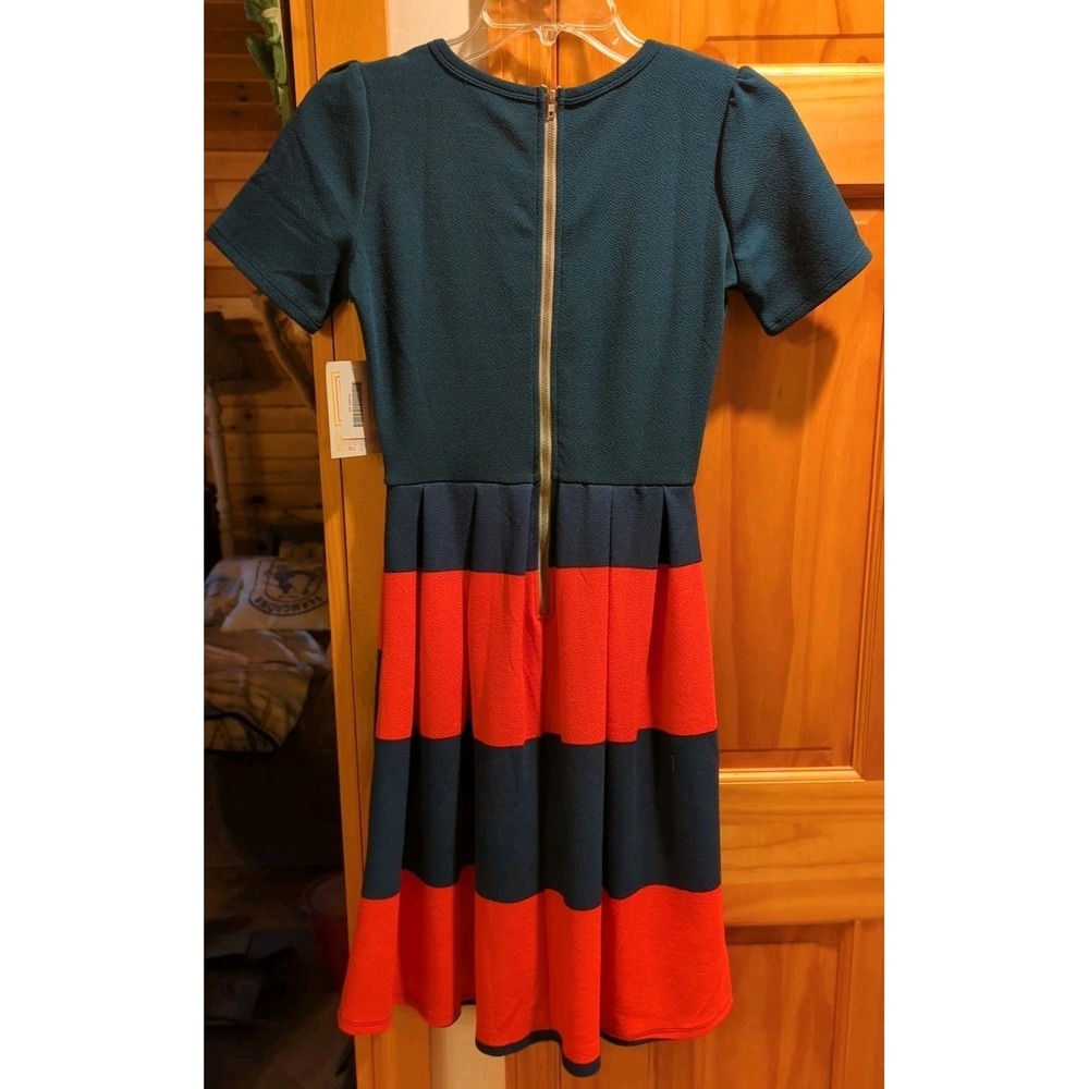 NEW LulaRoe Amelia Swing Holiday Dress With Pockets Size XS Green & Red Cute! - Picture 5 of 8